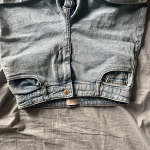 Shorts - Fina ljus blåa jeans shorts