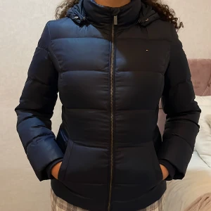 Vinter jacka - Väldigt bra skick har används bara en vinter 