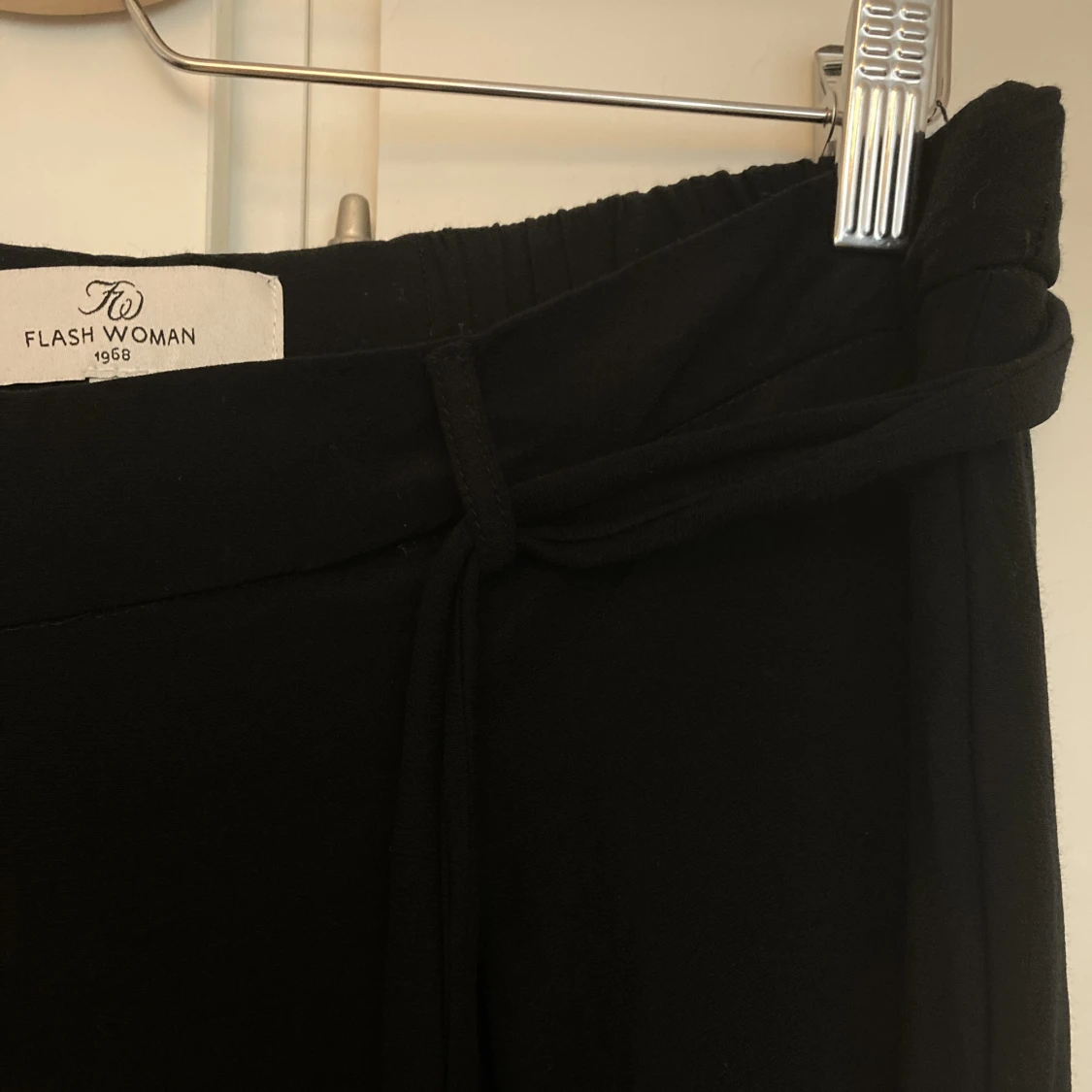 Svarta byxor - 90