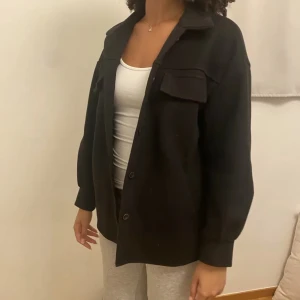 Svart Kappa - Svart kappa