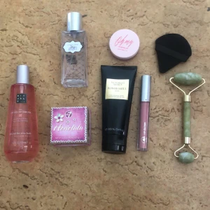 Massa beauty - Säljer dessa olika fynd. Priset varierar beroende på vad du köper, du kan även köpa fler än en sak beroende på vad du är intresserad av eller köpa allt i ett stort pack. Hör av er om ni intresserade eller har frågor