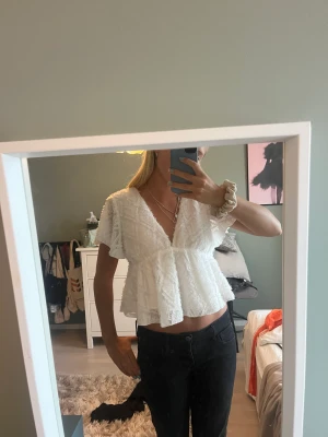 Så fin topp!! - Jätte fin topp! Använd endast ett fåtal gånger!!❤️