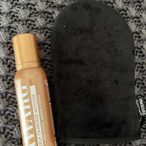 Brun utan sol  - Brun utan sol från Ida Warg, endast testad 2 gånger. Handsken ingår också i priset. 