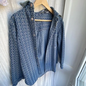 Alexander Wang jeansjacka - Säljer min fina jeansjacka från Alexander Wang, jackan är i superskick ☺️