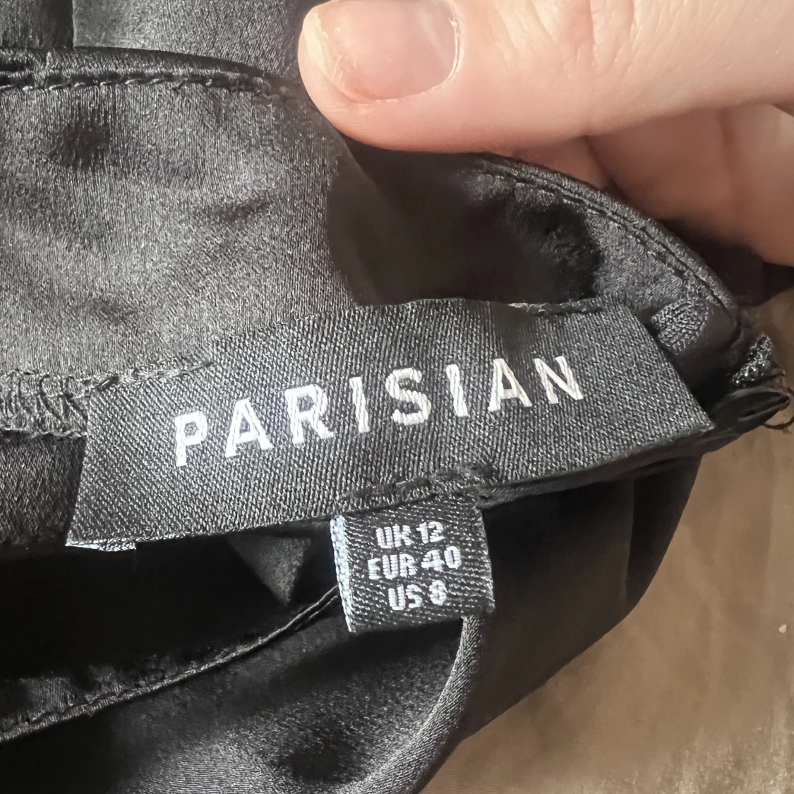 Svart klänning - 91