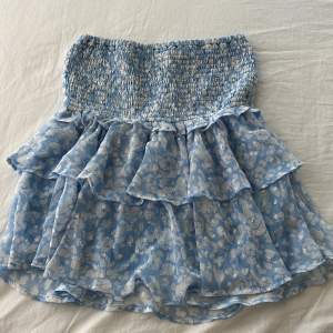 Jätte fin kjol från Lindex, helt oanvänd💗