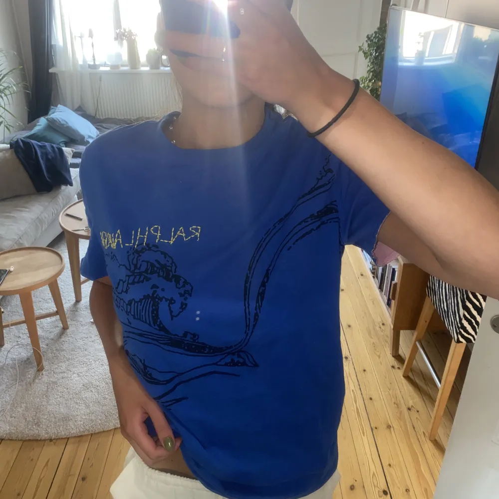 Blå fin t-shirt från Ralph lauren💙 . T-shirts.