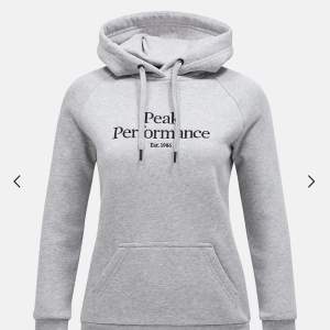 Säljer nu min peak hoodie. Skriv privat vid frågor osv💗