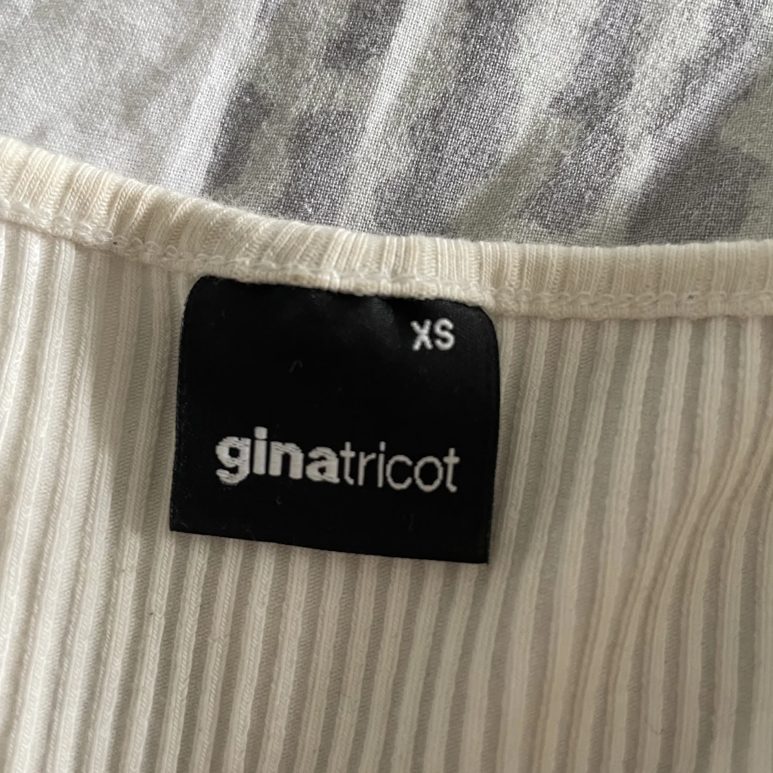 Vit superfin basic tröja  - 90