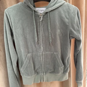 Juicy Couture set  - Strl s. Bara använd 1 gång. 