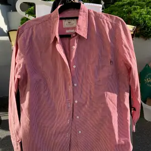 Damskjorta i large