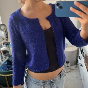 Glittrig kofta! - Snygg glittrig kofta!