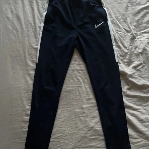 Nike sweatpants  - Knappt använda 