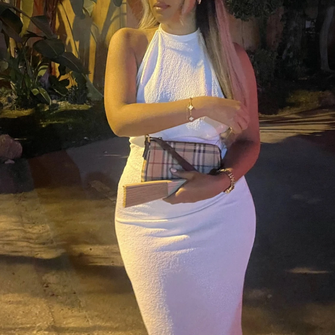 klänning med låg rygg - 90