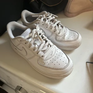 Nike air force - Storlek 35 