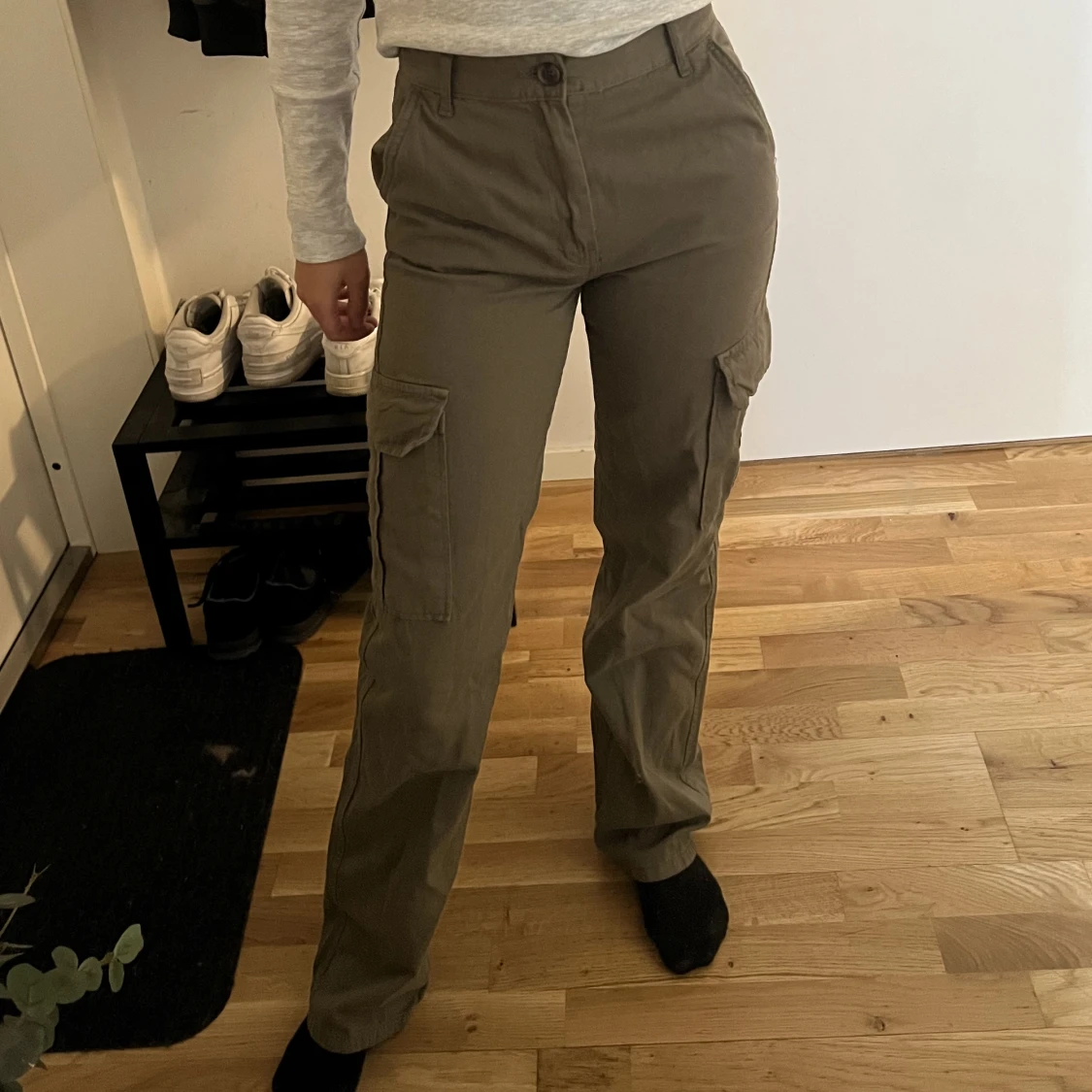 Gröna cargobyxor  - 91