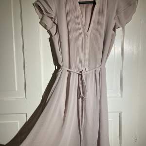 Fin klänning från H&M, stl 36