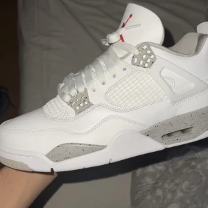 Jordan 4 oreo - Oanvända Jordan 4 oreo, med box pris kan diskuteras