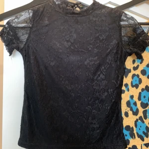 Svart topp - Svart topp som aldrig är använd