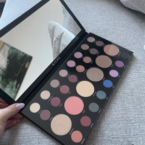 Smink palett - Helt oanvänd 