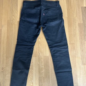 Levis 512 Jeans - Svarta 512or utan defekter  W31 L32 