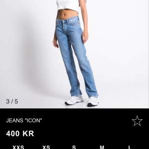 Säljer helt oanvända jeans från lager 157 i modellen ICON i storlek XXS. Drog av lapparna då jag tänkte använda de men ångrade mig i sista sekund, och nu har de hängt i garderoben och blivit för små istället…  280kr Kan fraktas mot fraktkostnad