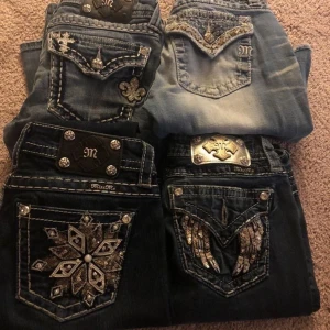 Söker miss me jeans🤌💓 - Midja 35-38, innerben 75-78💕😍🫶🫶🫶🫶 säg till om du säljer 🛍