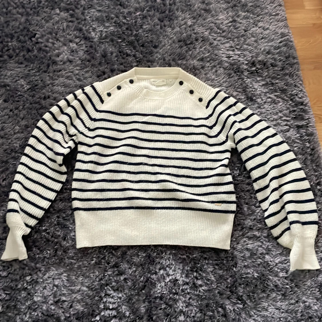 Supersnygg tröja från Holly & Whyte 