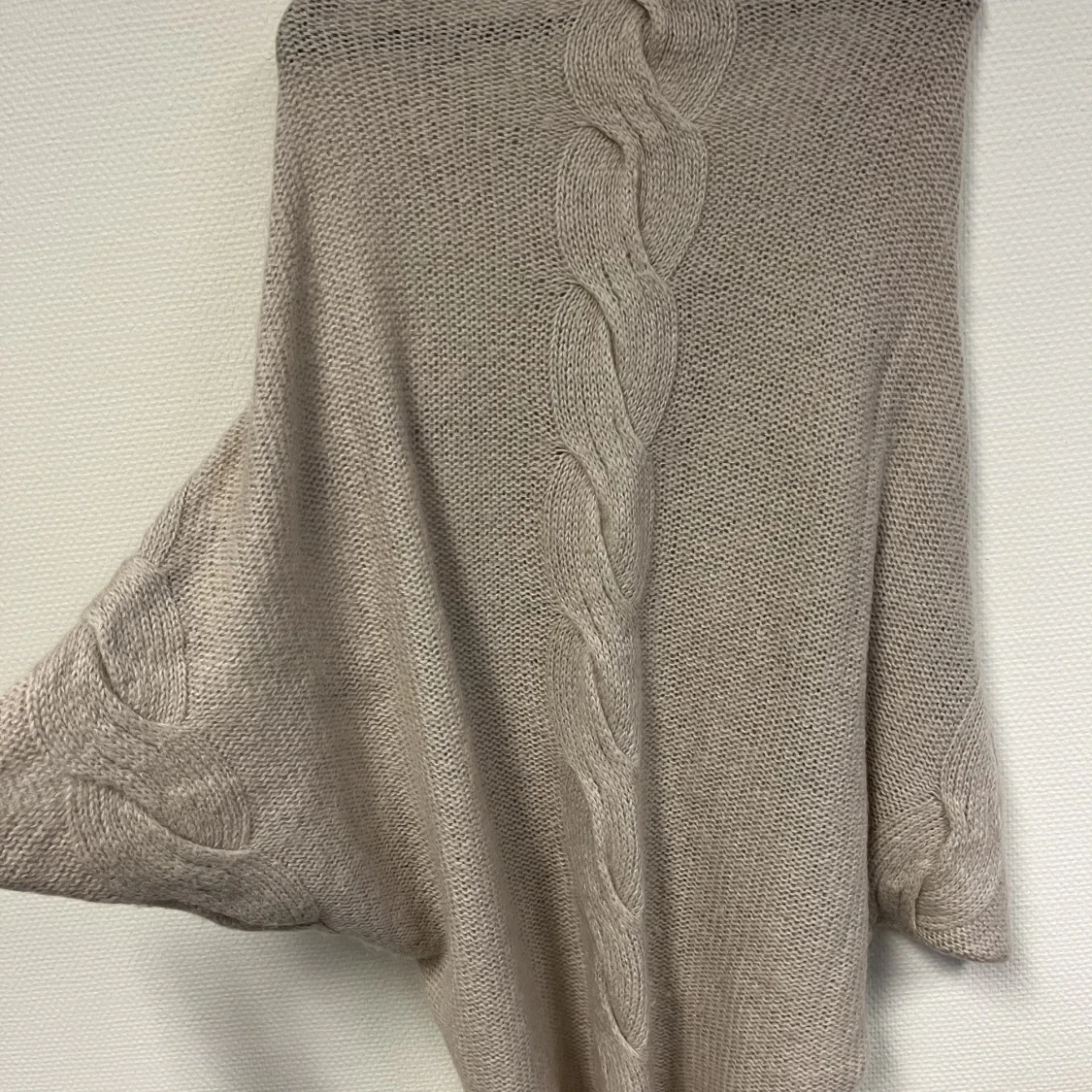 Stickad tröja/väst - 91