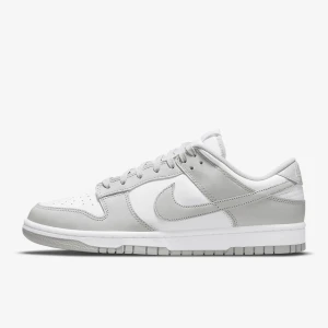 Nike Dunk Retro Low - Nike Dunk Retro Low i storlek 43, helt nya. 