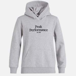 Jättefin peak performance hoodie! Säljer pågrund av att den inte kommer till användning💕🫶🏻 bara använd några få gånger så är i jättebra skick!🌟 Pris går att diskuteras 