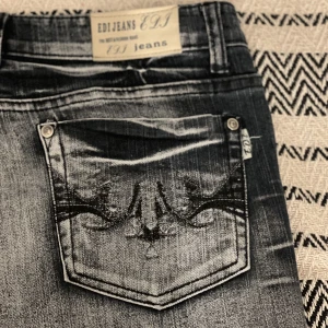 Edi jeans  - Nu är det dags att sälja mina älskade edi jeans, köpta i somras!💕