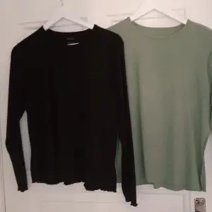Långärmade tröjor från Esmara  En grön och en svart  Dom är ribbade och jätte sköna  Har använt ett par gånger dom går jätte bra att ha till vardags och att träna i Köpte för 120 kr st säljer för 95