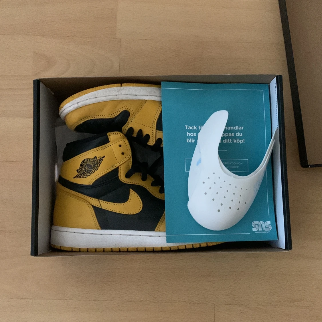 Jordan 1 high pollen  - 91