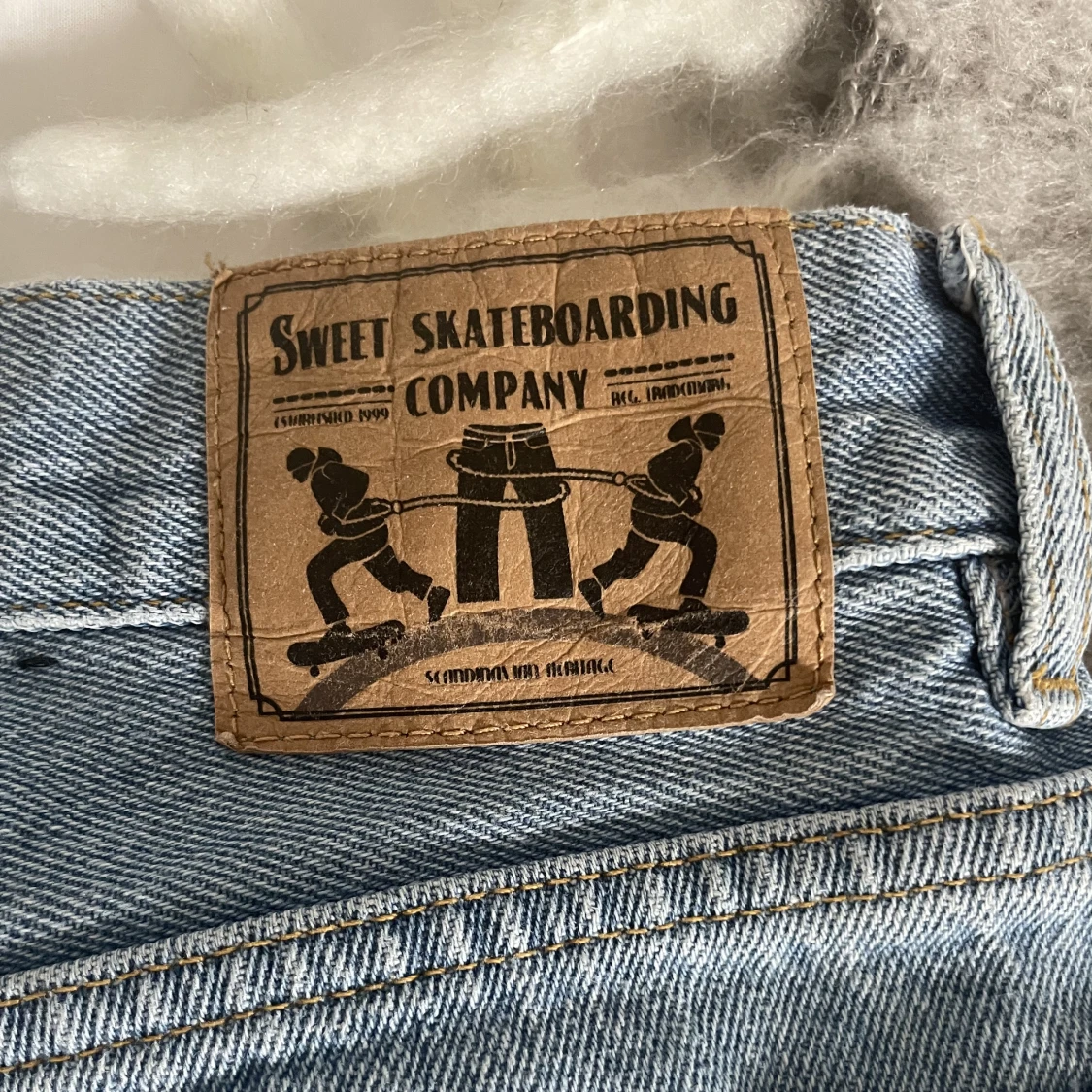 Blåa sweetsktbs jeans  - 90