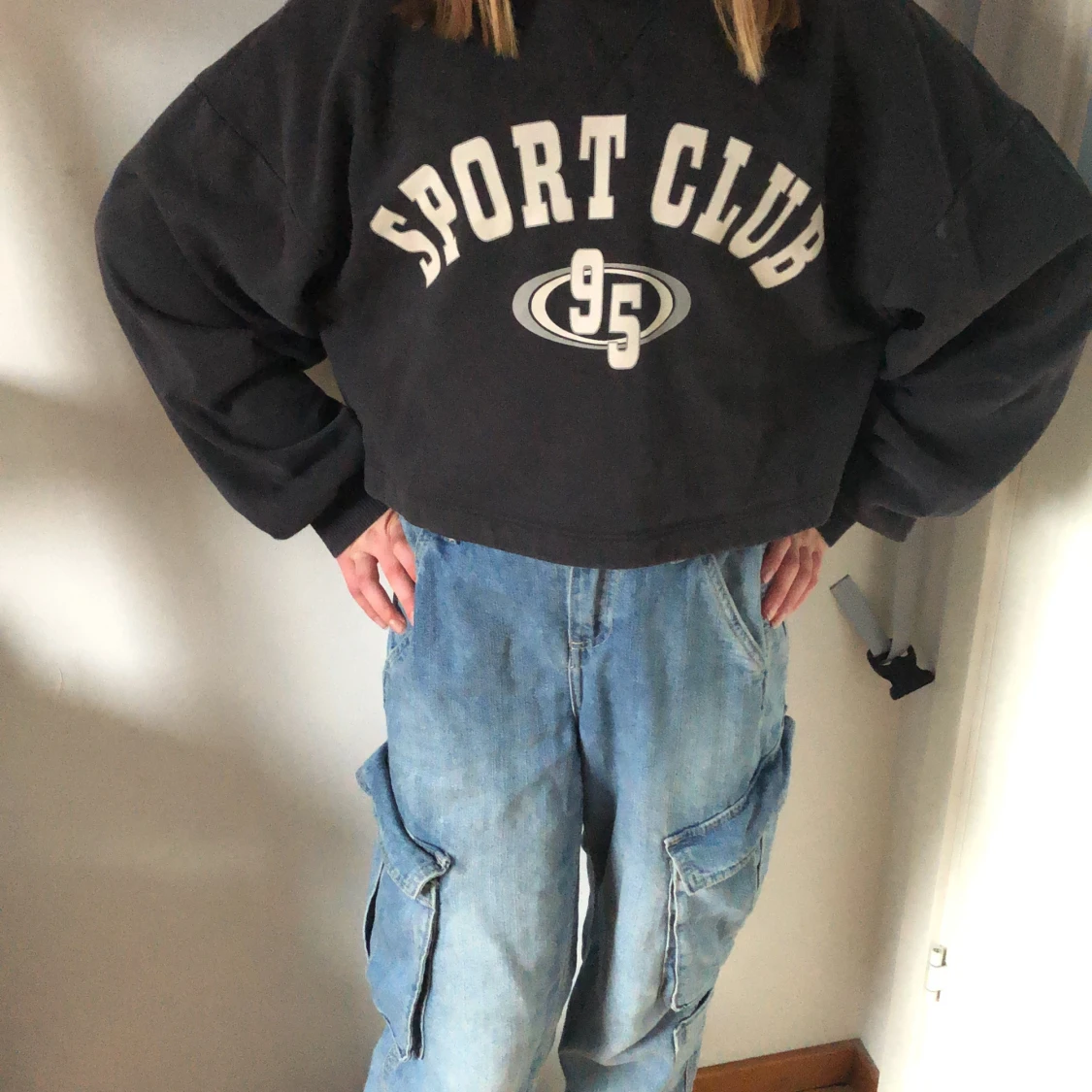 Mörkgrå långärmad tröja - 91