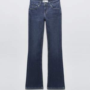 Mina jättefina low waits jeans från zara i strl 34, säljer för att de inte används, jättefint skick 