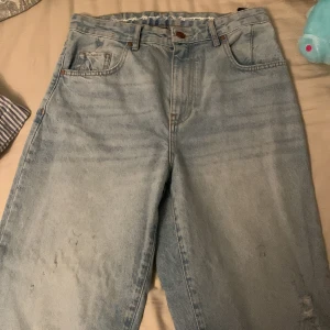 Jeans - Ljusa jeans från bik bok storlek 30? Passar som 38