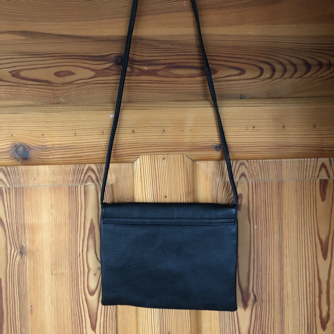 Svart axelväska  - 90
