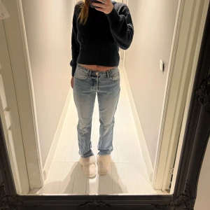 Zara jeans - Blåa mid-waist jeans från zara, storlek 38, bra skick💓
