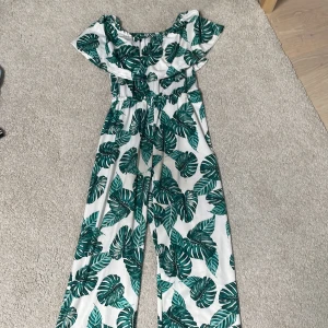 Byxdress  - En jätte fin byxdress från SHEIN 