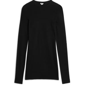 tröja - säljer denna fina tröja i merinoull från arket, nypris 490kr❤️skriv privat för mer bilder