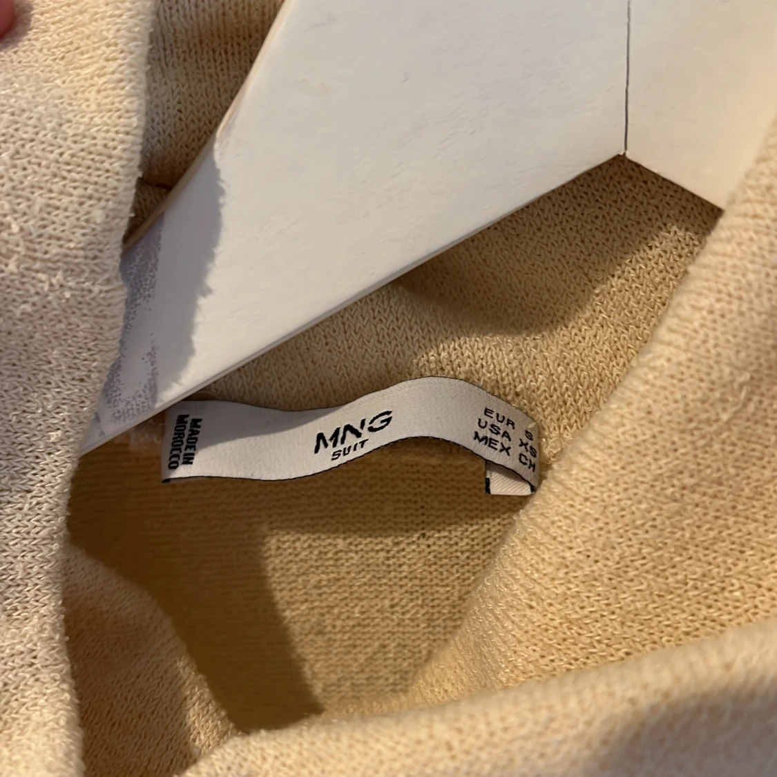 Beige topp från Mango - 91