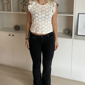 Fin spets topp🌸 - Säljer denna fina spets topp❤️‍🔥