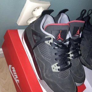 Jordan 4 - Dem är i bra skick sms om man vill köpa storlek 38 är dom