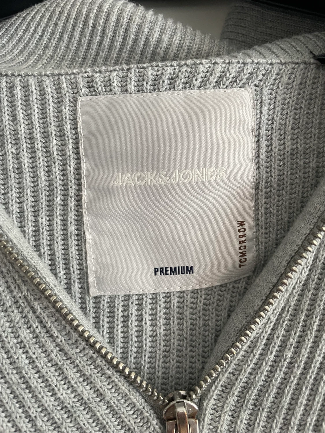 Stickad half-zip från Jack and Jones - 90