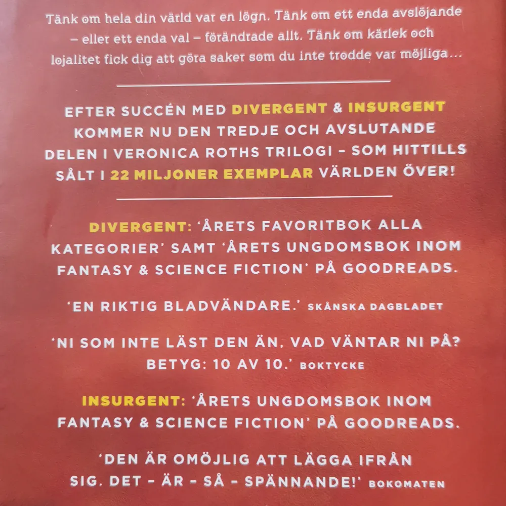 Sista boken av Divergent serien i trilogin 💓 Populär bok som ser ny ut och är på svenska. . Övrigt.