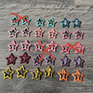 Hårspännen - Helt nya hårspännen i formen av en stjärna i flera olika färger 🌟 10 kr paret eller allihopa för 100 kr 💗 Kan skicka med brevpost för 13 kr vid önskemål 🥰
