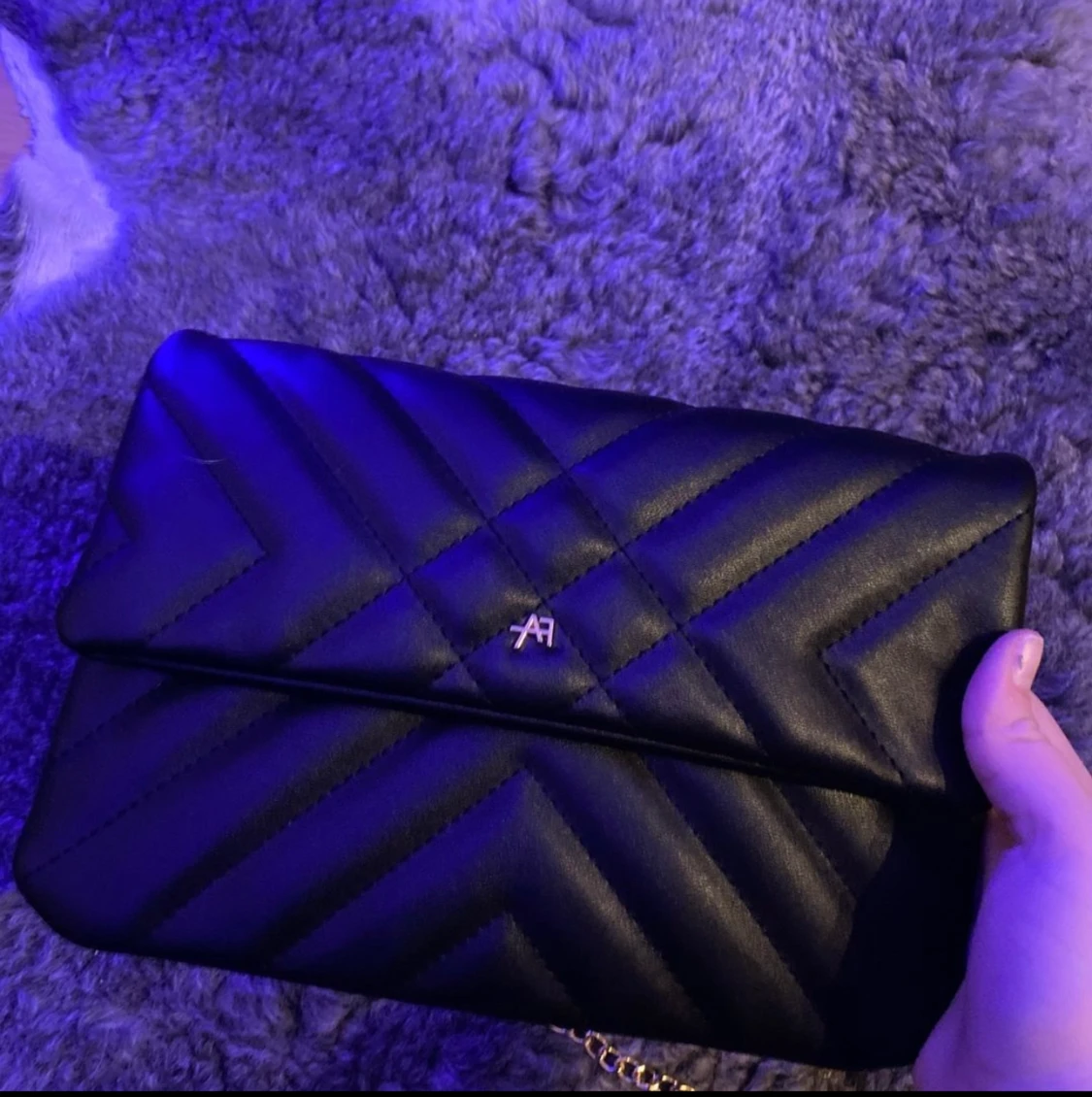 Anna field väska (axelremsväska) - 90