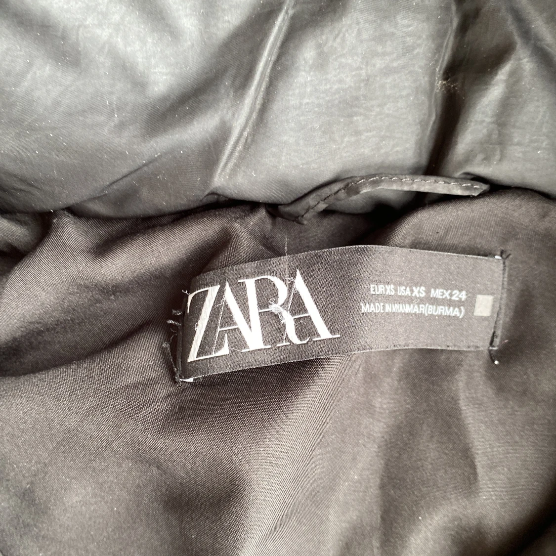 Svart ZARA jacka - 91